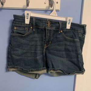 Levi’s Jean Shorts: Perfect Condition